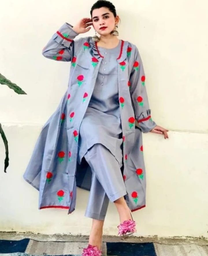 Silk Fancy Gown 3-Piece Set – Elegant & Timeless